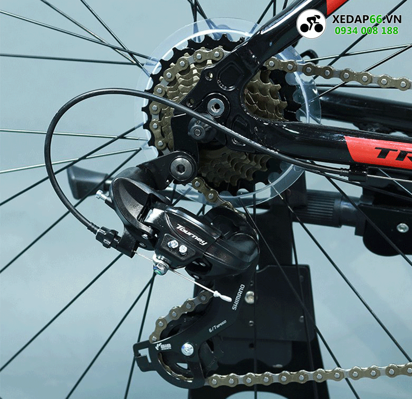 Chuyen lip Xe dap duong pho TrinX Free1 2021 - Xe đạp đường phố