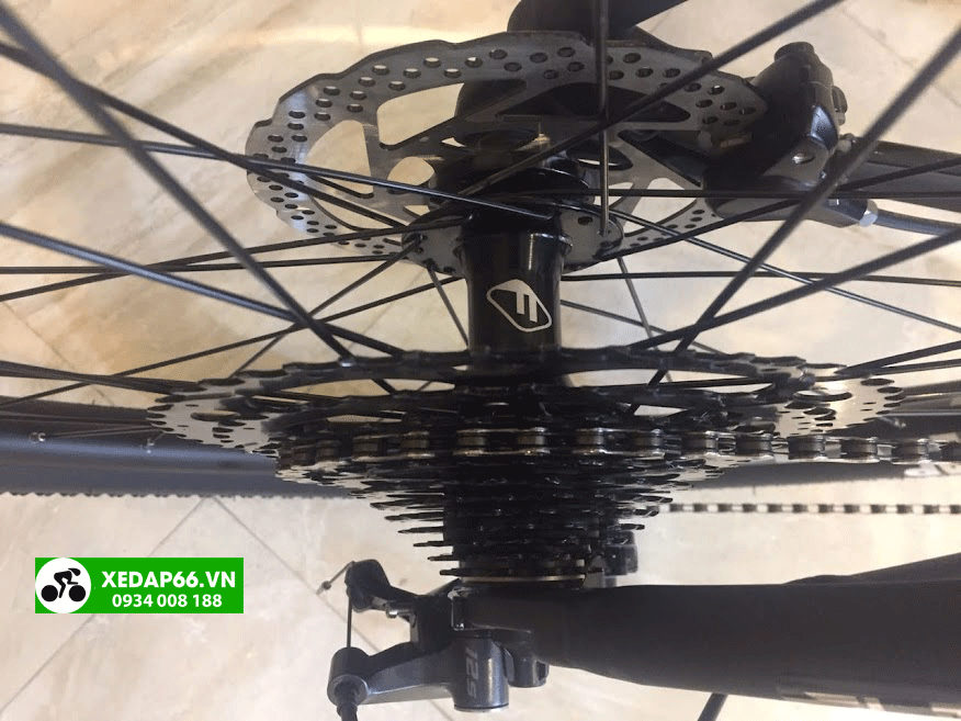 Moay o Xe dap dia hinh MTB TRINX X9 Elite - Xe đạp đường phố