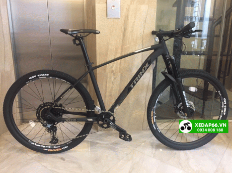 Xe dap dia hinh MTB TRINX X9 Elite den xam - Xe đạp đường phố