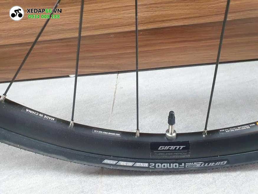 Banh Xe dap dua road Giant LIV Avail AR2 2022 - Xe đạp đường phố
