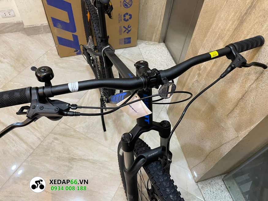 Ghi dong Xe dap dia hinh MTB GIANT Talon 1 27.5 2022 - Xe đạp đường phố