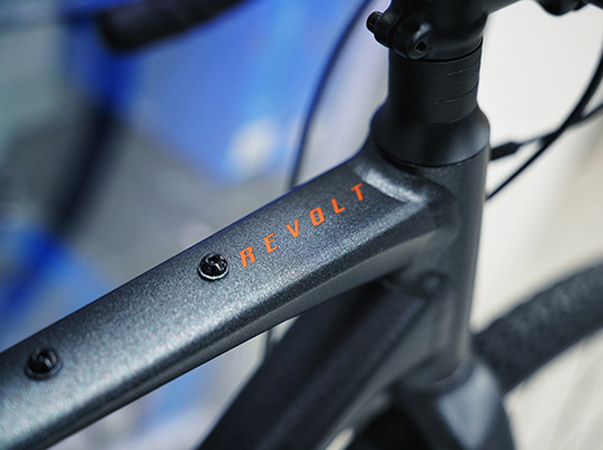 Xe đạp đua đường trường Road GIANT REVOLT 2 2022 3 - Xe đạp đường phố Logo xe dap toring giant revolt 2 2022 - Xe đạp đường phố