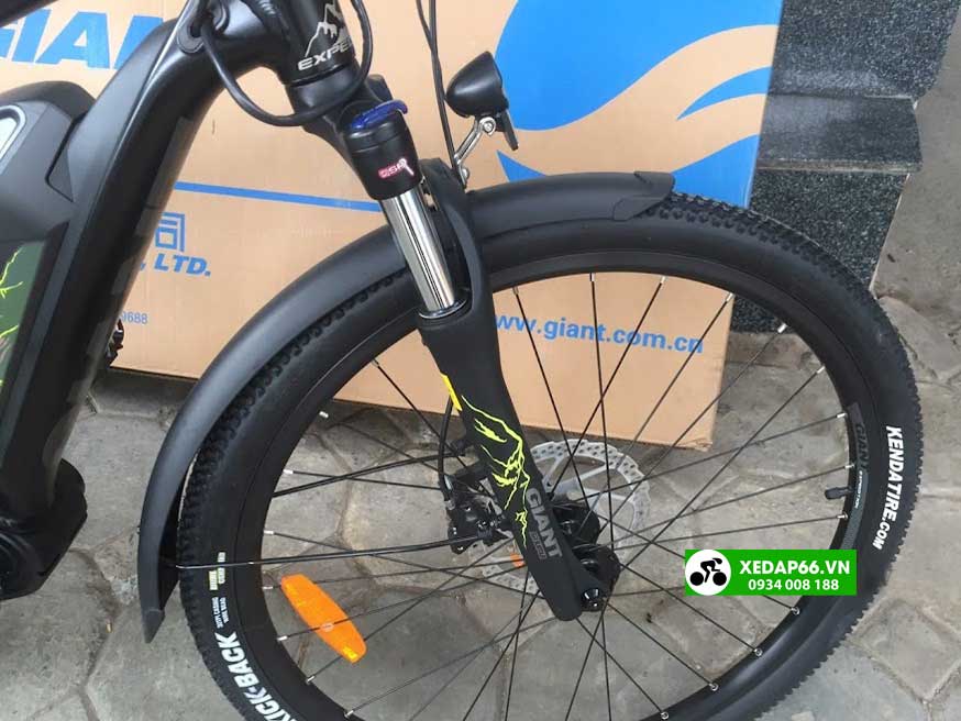 Xe đạp trợ lực điện GIANT EXPEDITION E+ 10 - Xe đạp đường phố Phuoc Xe dap tro luc dien Giant Expedition E - Xe đạp đường phố