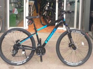 Xe dap dia hinh mtb Trinx M600 Elite 2022 den lam - Xe đạp đường phố