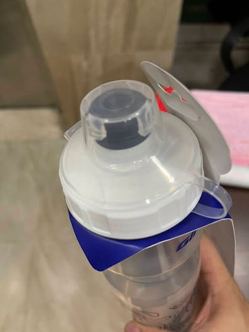 Bình đựng nước nhựa trong Giant 750ml (Chính hãng) 4 - Xe đạp đường phố Binh dung nuoc giant 750ml nhua trong chinh hang 02 - Xe đạp đường phố