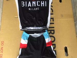 Bo quan ao ngan the thao dap xe bianchi 07 - Xe đạp đường phố