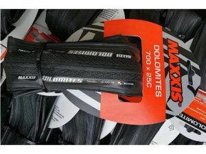 Lốp Maxxis Dolomites 700x23C/25C tanh mềm (Chính hãng)