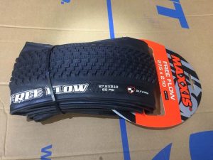 Lốp xe đạp Maxxis FreeFlow M350 27.5×2.1″ Tanh lụa (Chính hãng)