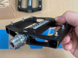 Pedal xe đạp hiệu Koozer PD50 3 vòng bạc đạn 2 - Xe đạp đường phố Pedal koozer pd50 bac dan 02 - Xe đạp đường phố