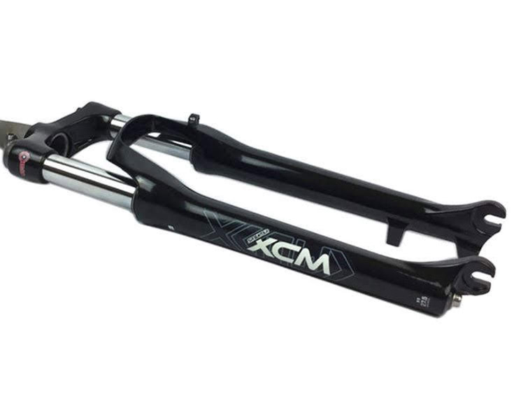 Phuoc suntour xcm aleoca 26 khoa vai den 02 - Xe đạp đường phố