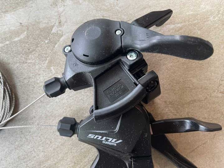 Tay đề Shimano Altus M2010 3×9/2×9 Indo (Chính hãng) 2 - Xe đạp đường phố Tay de bam xa shimano altus m2010 3x9 02 - Xe đạp đường phố