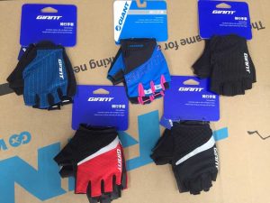 Găng tay xe đạp nửa ngón Giant – Liv