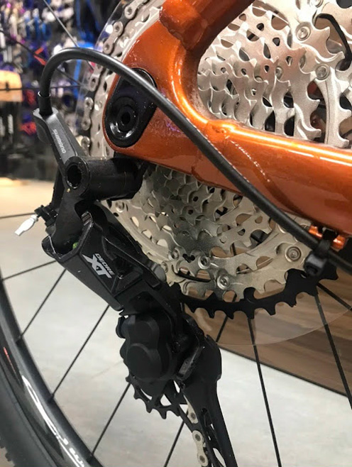 gat lip xe dap dia hinh mtb giant XTC SLR 29 1 2022 01 - Xe đạp đường phố