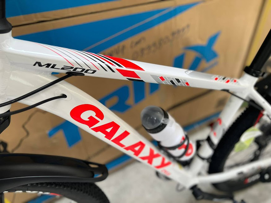 Xe đạp địa hình mtb GALAXY ML200 2022 3 - Xe đạp đường phố Khung màu trắng đỏ với lớp sơn chất lượng của Galaxy ML 200