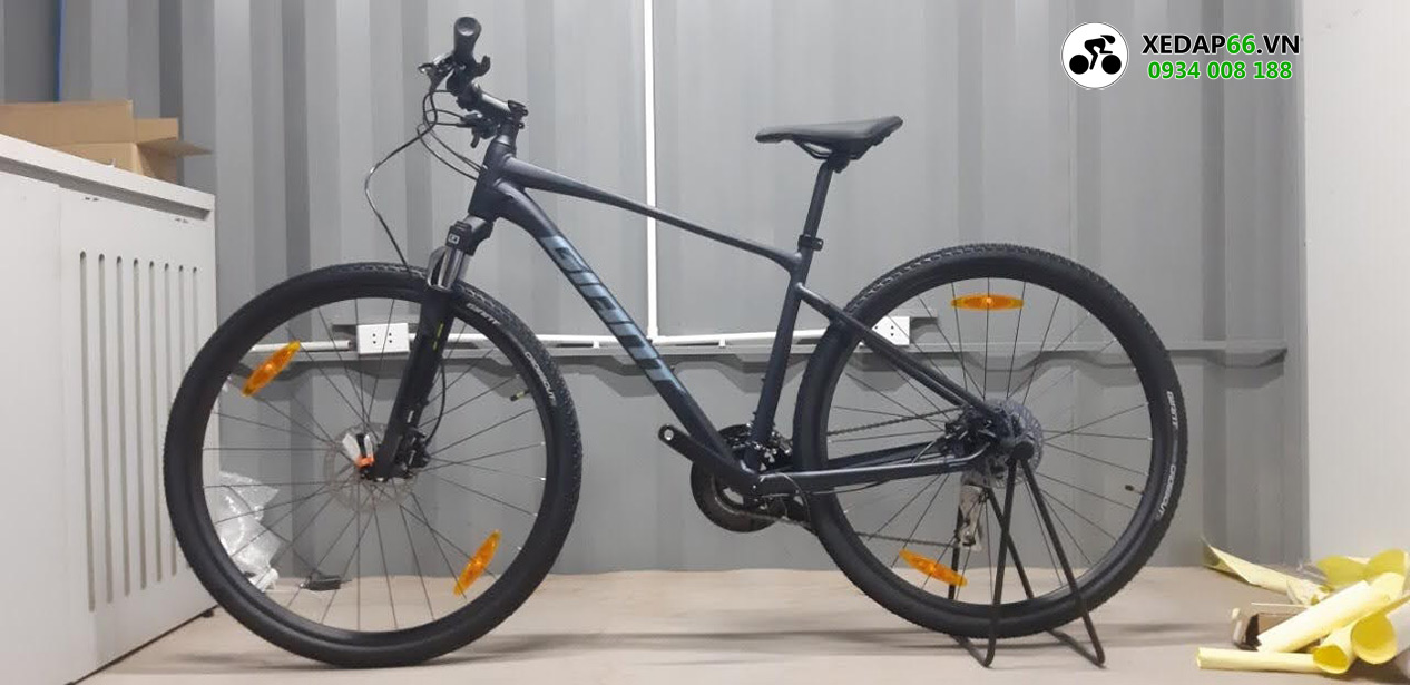 xe dap city touring giant roam 3 D 2023 xanh 01 - Xe đạp đường phố