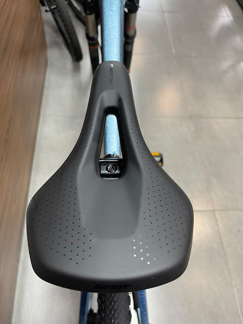 Xe đạp địa hình mtb GIANT XTC 820 2023 11 - Xe đạp đường phố Yên xe GIANT XTC 820 2023