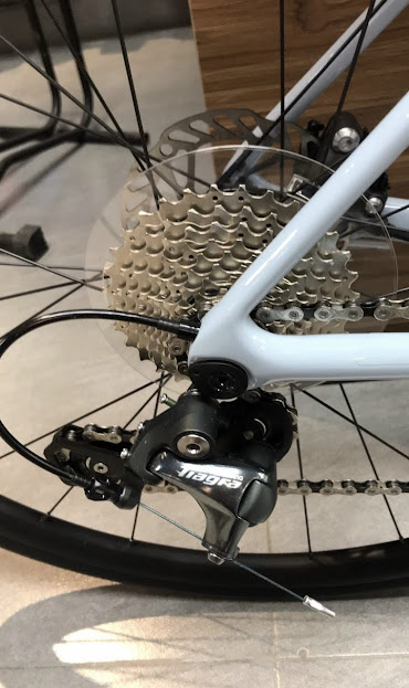 Xe đạp đua road Giant TCR ADV 3 D 2023 2 - Xe đạp đường phố gat lip xe dap dua giant tcr adv 3 d 2023 ghi - Xe đạp đường phố