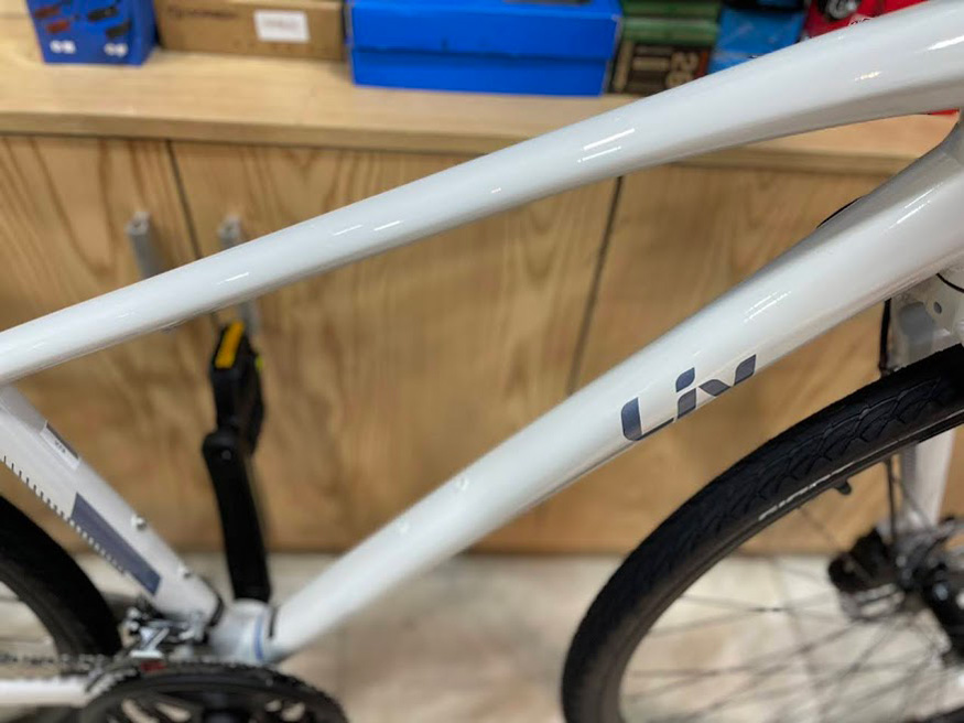 Xe đạp thể thao nữ LIV ALIGHT 1 2023 7 - Xe đạp đường phố khung xe dap the thao nu giant liv alight 1 2023 - Xe đạp đường phố