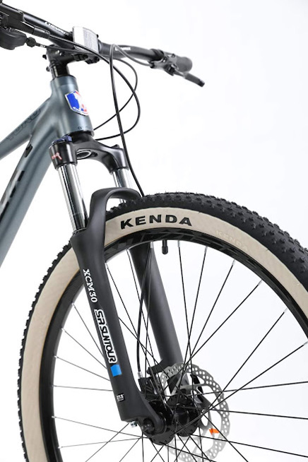 banh xe dap dia hinh chevaux yoko - Xe đạp đường phố