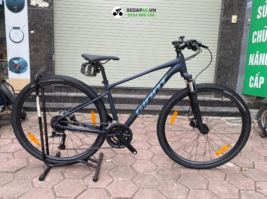 Xe đạp thể thao City Touring GIANT ROAM 3 D 2023 1 - Xe đạp đường phố Giant Roam 3 D 2023 màu xanh cold night