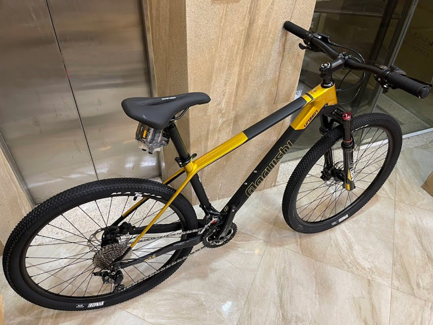 xe dap dia hinh mtb carbon Maruishi Unzen gold new 02 - Xe đạp đường phố