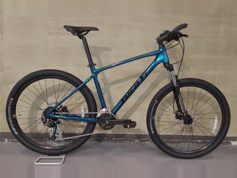 xe dap dia hinh mtb giant atx 820 e 2023 xanh lam - Xe đạp đường phố