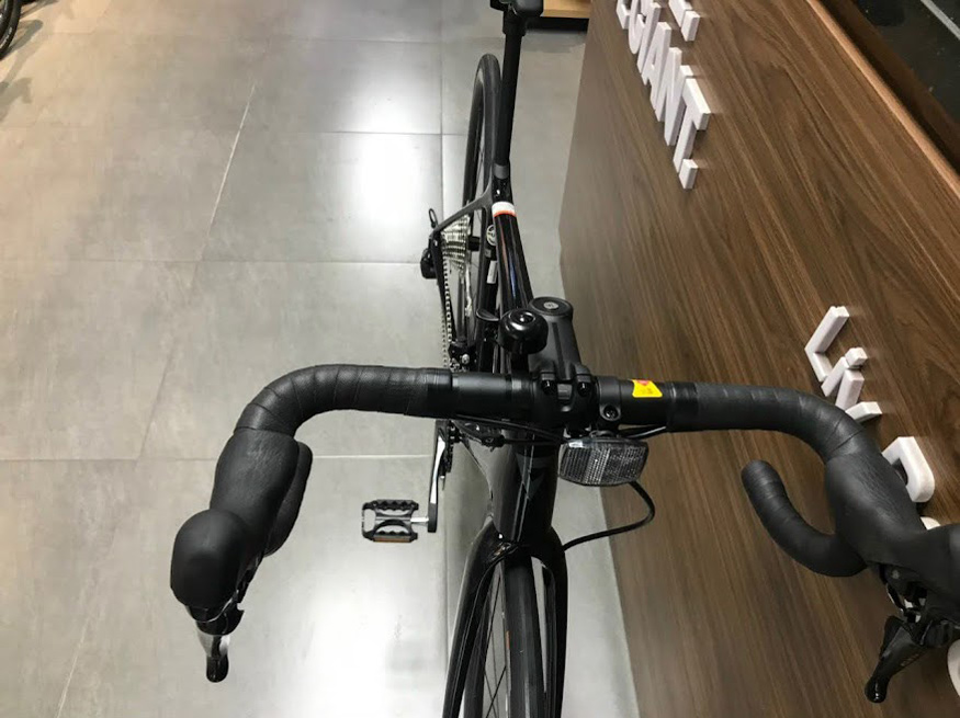 ghi dong xe dap dua road giant tcr adv 2 d kom 2022 - Xe đạp đường phố