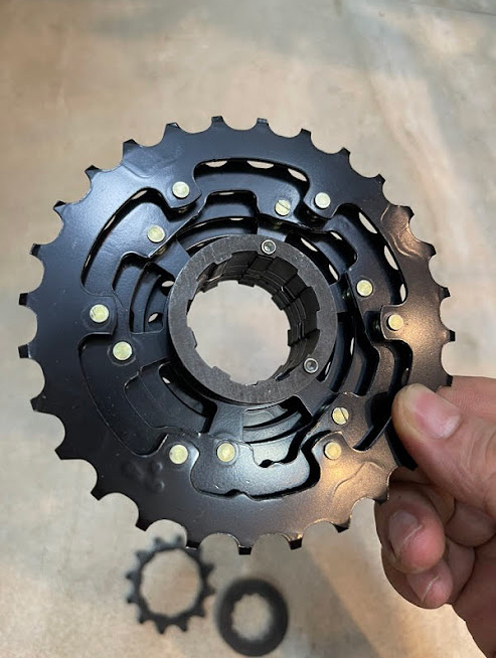 Líp thả 7 tầng Shimano CS-HG200 màu đen (chính hãng) 2 - Xe đạp đường phố lip tha xe dap 7 tang shimano hg 200 7 den 03 - Xe đạp đường phố