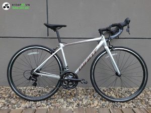 Xe đạp đua road GIANT SCR 2-M 2023