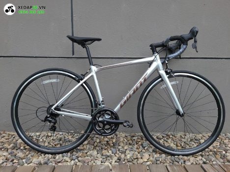 xe dap dua road giant SCR 2 M 2023 bac - Xe đạp đường phố