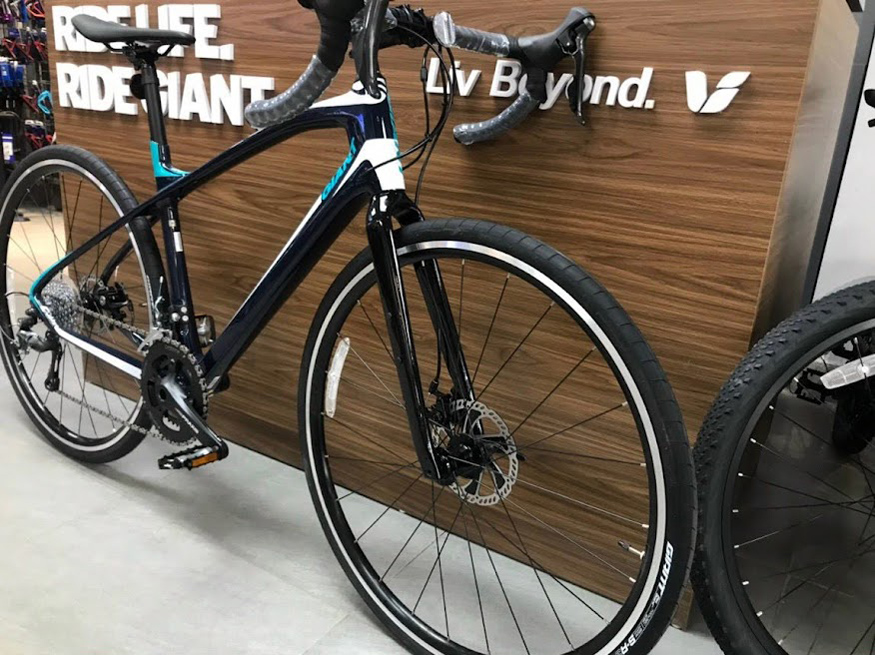 Xe đạp thể thao Giant ANYROAD ADV 1.5 (Tay cong) 2 - Xe đạp đường phố Giant ANYROAD ADV 1.5 màu xanh, góc nhìn khác