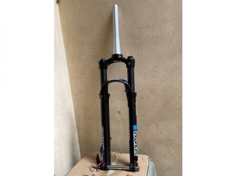 phuoc dau xe dap hieu suntour xcr boost 29 01 - Xe đạp đường phố