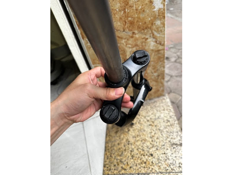 Phuộc thủy lực xe đạp hiệu SUNTOUR XCE28 27.5″ - Chính hãng 2 - Xe đạp đường phố phuoc thuy luc xe dap hieu Suntour XCE28 27.5 02 - Xe đạp đường phố