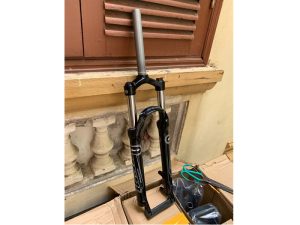 Phuộc thủy lực xe đạp hiệu PASAK P28 khóa vai - Chính hãng