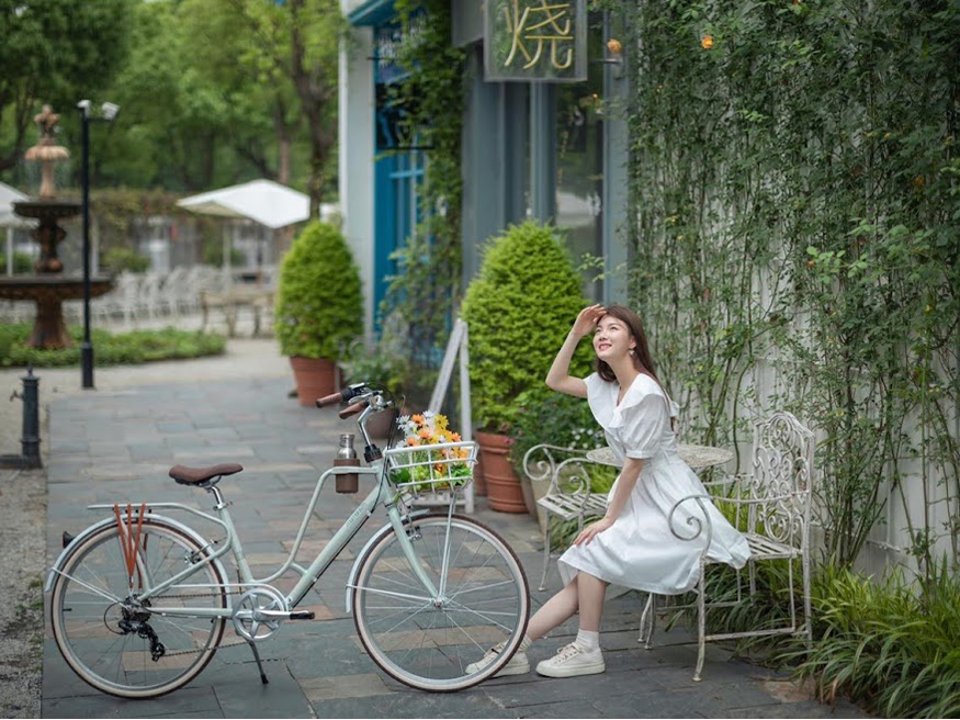 Xe đạp nữ Giant Momentum Ineed Latte 2024 18 - Xe đạp đường phố xe dap nu Giant ineed latte 2024 xanh nhat 02 - Xe đạp đường phố