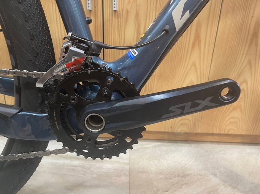 dui dia gat xe dap giant xtc adv 2 2024 - Xe đạp đường phố