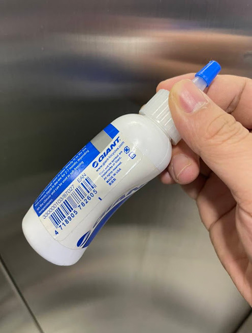 keo tu va cho lop xe dap tubeless giant SEALANT 60cc 02 - Xe đạp đường phố