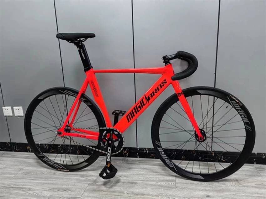 Góc giải đáp: Xe đạp fixed gear là gì? 8 - Xe đạp đường phố xe dap fixed gear la gi 3 - Xe đạp đường phố