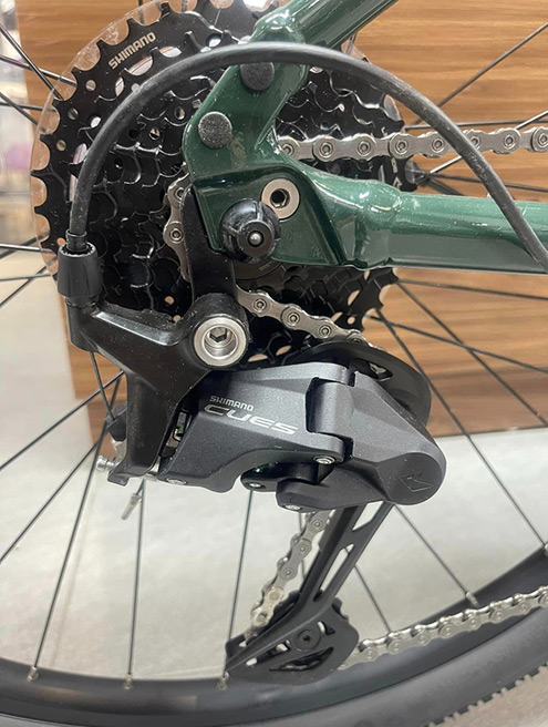 Xe đạp địa hình mtb Giant ATX 830 2024 11 - Xe đạp đường phố gat lip xe dap dia hinh mtb giant atx 830 2024 - Xe đạp đường phố