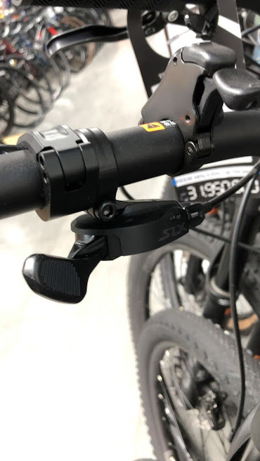 Xe đạp địa hình mtb GIANT XTC SLR 2 2025 10 - Xe đạp đường phố tay de xe dap dia hinh mtb giant xtc slr 2 2025 02 - Xe đạp đường phố