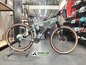 Xe đạp địa hình mtb GIANT XTC SLR 2 2025 1 - Xe đạp đường phố xe dap dia hinh mtb giant xtc slr 2 2025 xanh - Xe đạp đường phố