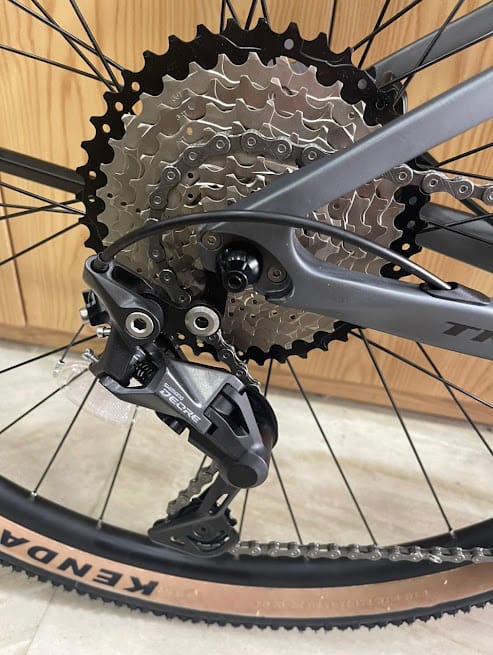 gat lip xe dap dia hinh trinx v35 pro carbon - Xe đạp đường phố