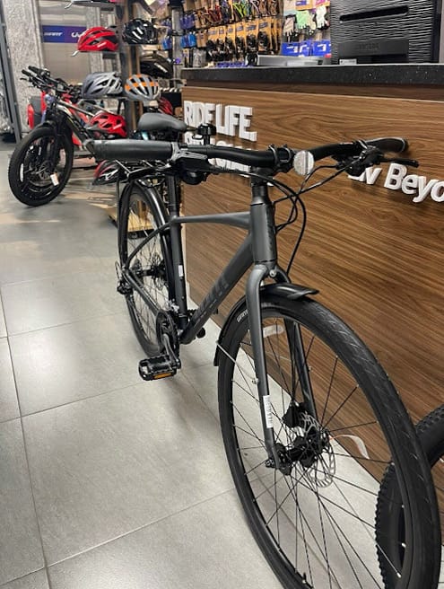 Xe đạp đường phố GIANT ESCAPE 1 CITY 2024 2 - Xe đạp đường phố xe dap duong pho giant escape 1 city 2024 ghi 02 - Xe đạp đường phố