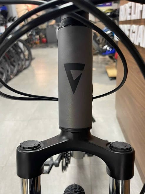 Xe đạp địa hình mtb GIANT ATX 660 2025 7 - Xe đạp đường phố phuoc xe dap giant atx 660 2025 ghi den - Xe đạp đường phố