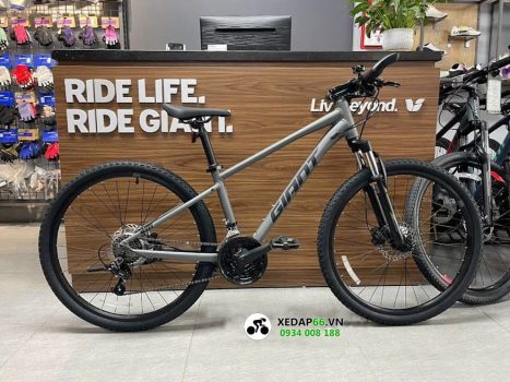 Xe đạp địa hình mtb GIANT ATX 660 2025 17 - Xe đạp đường phố xe dap dia hinh mtb giant atx 660 2025 ghi den - Xe đạp đường phố